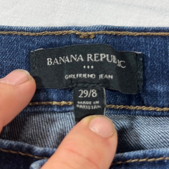 Banana Republic Girlfriend Jeans Dark Wash Blue Denim Women's Size 29/8 - Picture 3 of 9
